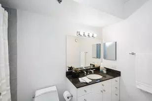 [Address not provided], Chicago, IL 60611 - Photo 10