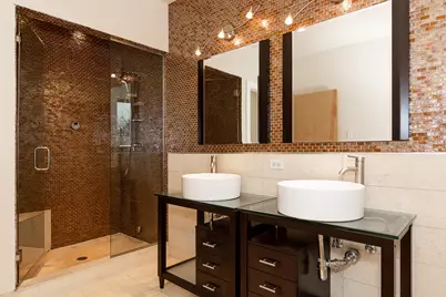 5766 N Lincoln Avenue #205, Chicago, IL 60659 - Photo 8