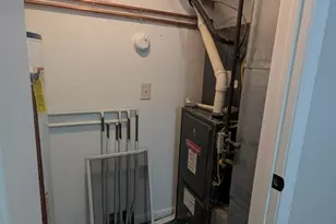 720 E Marion St, Clifton, IL 61727 - Photo 22