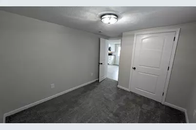 720 E Marion Street, Clifton, IL 61727 - Photo 18