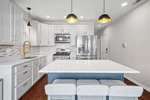 2305 N Austin Ave, Chicago, IL 60639 - Photo 6