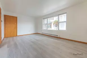 6914 W 65th St, Chicago, IL 60638 - Photo 4