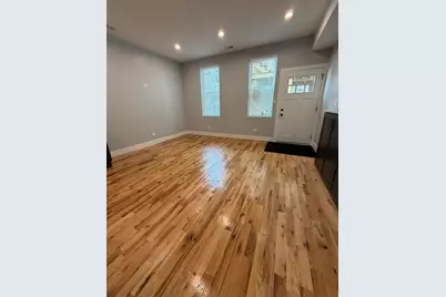 2221 W 21st Place #1R, Chicago, IL 60608 - Photo 2