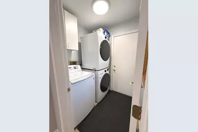 886 Saugatuck Trail, Vernon Hills, IL 60061 - Photo 16