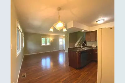 [Address not provided], Deerfield, IL 60015 - Photo 4