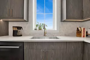 5015 N Clark St, Chicago, IL 60640 - Photo 8