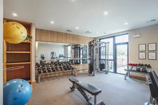 830 N Milwaukee Ave, Chicago, IL 60642 - Photo 16