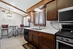 3552 N Water St, Decatur, IL 62526 - Photo 12