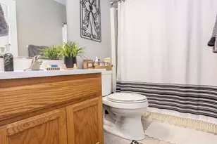 1438 Coral Bell Dr, Joliet, IL 60435 - Photo 12