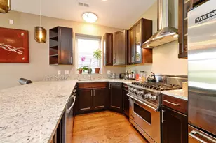 1518 W Chestnut St, Chicago, IL 60642 - Photo 4