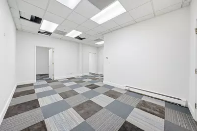 901 Burlington Avenue #209, Western Springs, IL 60558 - Photo 2