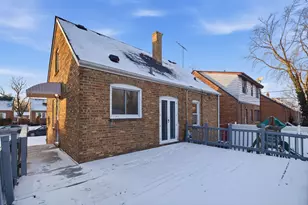 18037 Ridgewood Ave, Lansing, IL 60438 - Photo 14