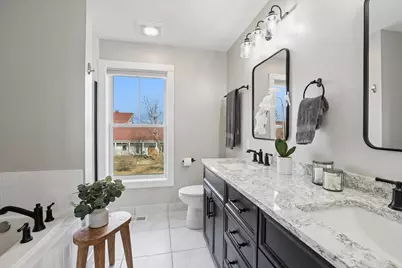 1571 Amos Bennett Street, Grayslake, IL 60030 - Photo 18