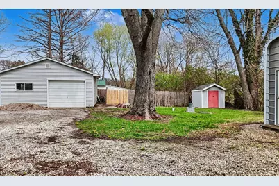 3221 E Lake Paradise Road, Mattoon, IL 61938 - Photo 34