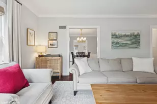 324 S Poplar Ave E, Elmhurst, IL 60126 - Photo 6