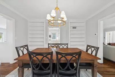 324 S Poplar Avenue E, Elmhurst, IL 60126 - Photo 8