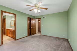 211 1/2 E Forest St, Marengo, IL 60152 - Photo 12