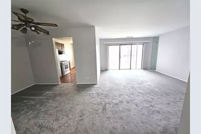 573 Greystone Lane #D2, Wheeling, IL 60090 - Photo 6