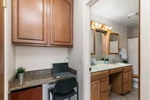 36 Waterbury Ln, Schaumburg, IL 60193 - Photo 16