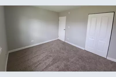 2106 Lewis Avenue, North Chicago, IL 60064 - Photo 10