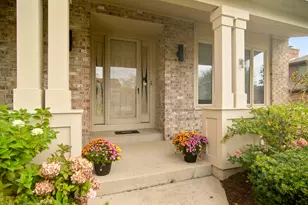 2038 Sheridan Rd, Buffalo Grove, IL 60089 - Photo 32