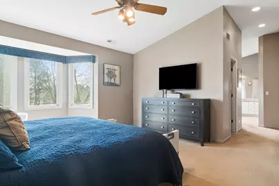 2038 Sheridan Road, Buffalo Grove, IL 60089 - Photo 18
