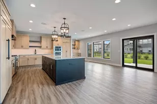 1033 Emerald Dr, Naperville, IL 60540 - Photo 8