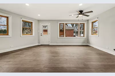 538 N Broadway Avenue, Park Ridge, IL 60068 - Photo 10