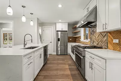 538 N Broadway Avenue, Park Ridge, IL 60068 - Photo 4