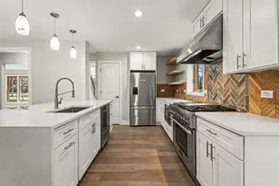 538 N Broadway Ave, Park Ridge, IL 60068 - Photo 4