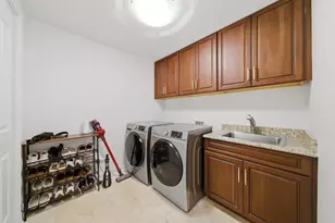 22133 N Prairie Ln, Kildeer, IL 60047 - Photo 18