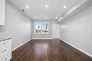 2731 S Whipple St, Chicago, IL 60623 - Photo 4