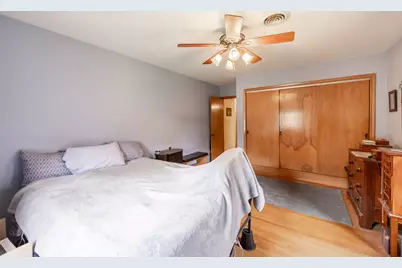 63 S Union Street, Elgin, IL 60123 - Photo 12