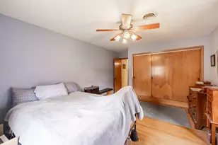 63 S Union St, Elgin, IL 60123 - Photo 12