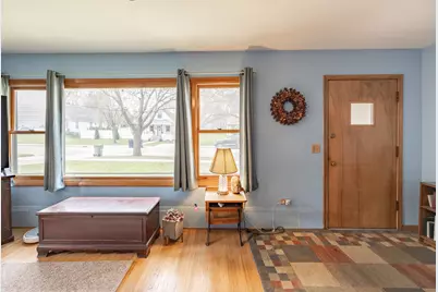 63 S Union Street, Elgin, IL 60123 - Photo 2