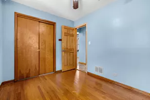 3855 W 58th Pl, Chicago, IL 60629 - Photo 14