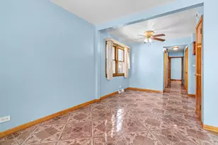 3855 W 58th Pl, Chicago, IL 60629 - Photo 8