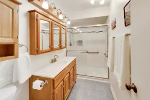 845 Country Club Dr, Libertyville, IL 60048 - Photo 12