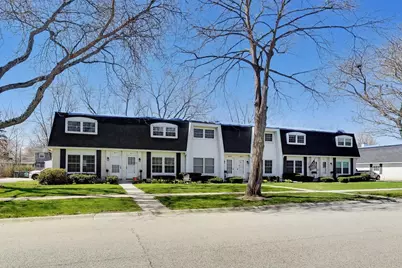 845 Country Club Drive #F, Libertyville, IL 60048 - Photo 1