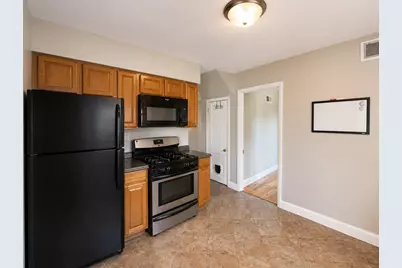 927 Townsend Street, Sycamore, IL 60178 - Photo 10