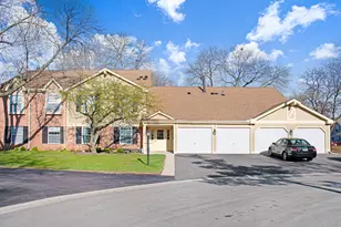 136 Wolcott Ct, Schaumburg, IL 60193 - Photo 1