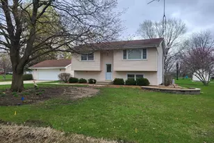 1785 Vista Dr, Wilmington, IL 60481 - Photo 1