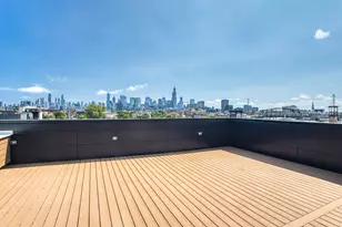 1801 W Grand Ave, Chicago, IL 60622 - Photo 10