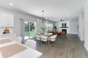 9 Brookstone Cir, Bloomington, IL 61704 - Photo 14