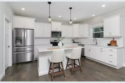 9 Brookstone Circle, Bloomington, IL 61704 - Photo 2