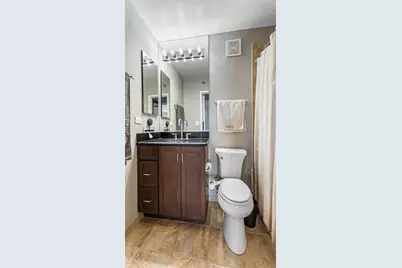 111 W Maple Street #3305, Chicago, IL 60610 - Photo 14