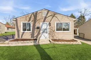 1543 Highland Ave, Glendale Heights, IL 60139 - Photo 2