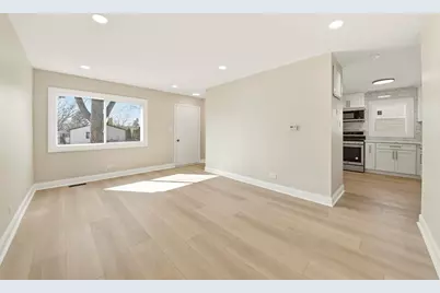 1543 Highland Avenue, Glendale Heights, IL 60139 - Photo 4