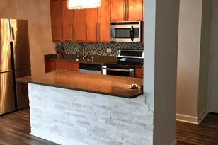 5455 N Sheridan Rd, Chicago, IL 60640 - Photo 2