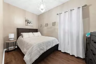 5538 W Drummond Pl, Chicago, IL 60639 - Photo 6